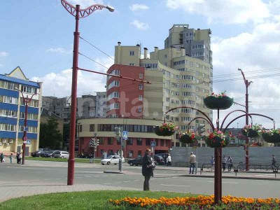 Торговый центр «Лира» на ул. Захарова
