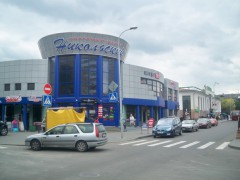 Торговый центр «Никольский» на ул. Карбышева в Бресте